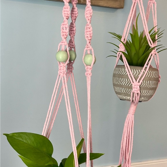 Pink Macrame Plant Hangers - Picture 4 of 7